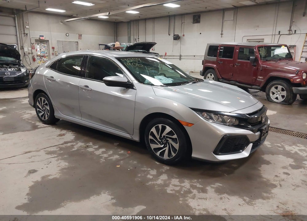 2019 HONDA CIVIC LX VIN: SHHFK7H39KU222423