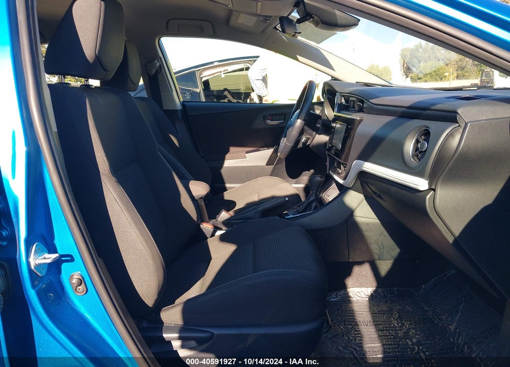 2018 TOYOTA COROLLA IM VIN: JTNKARJE2JJ555883