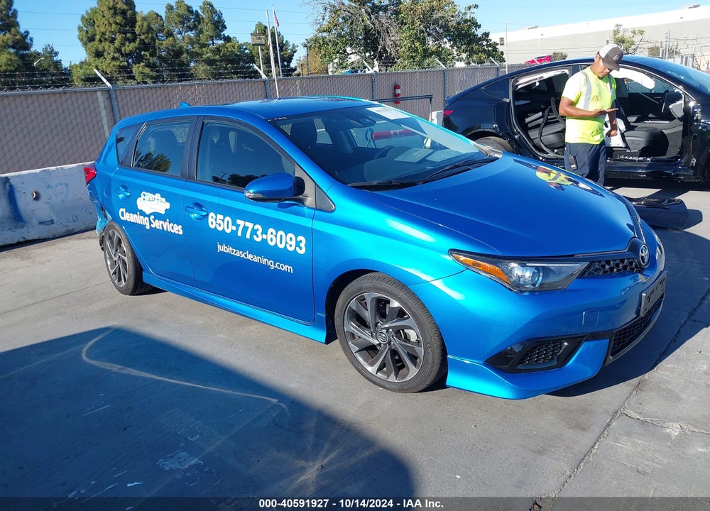 2018 TOYOTA COROLLA IM VIN: JTNKARJE2JJ555883