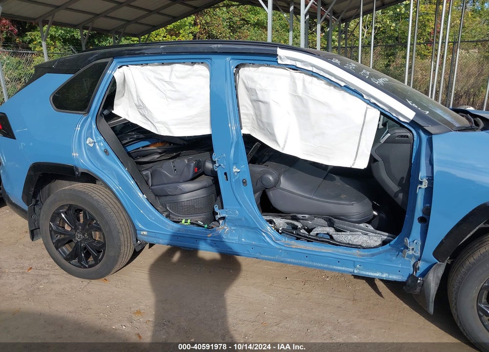2022 TOYOTA RAV4 HYBRID XSE VIN: 4T3E6RFV5NU070186