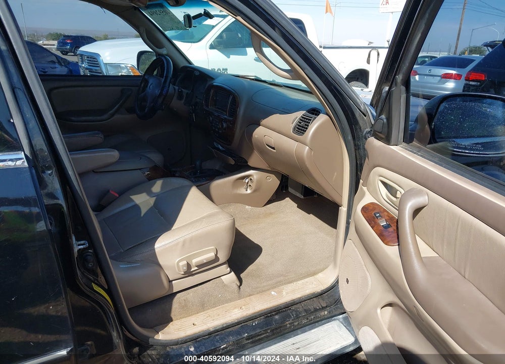 2002 TOYOTA SEQUOIA LIMITED V8 VIN: 5TDBT48A02S064379