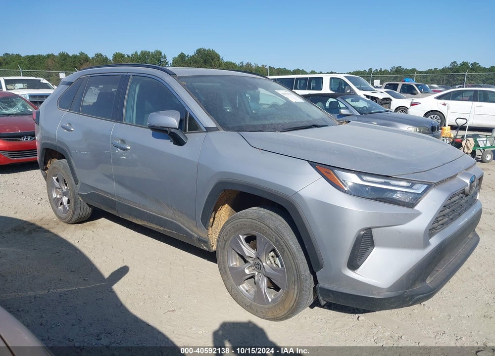 2022 TOYOTA RAV4 XLE VIN: 2T3W1RFV0NW226671