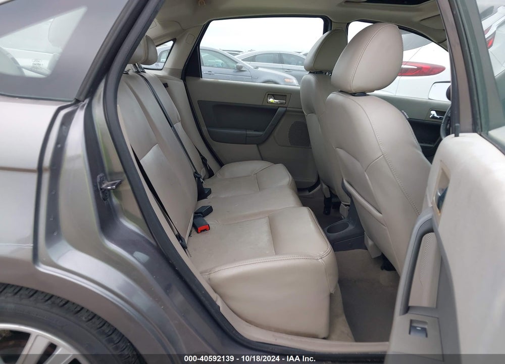 2011 FORD FOCUS SEL VIN: 1FAHP3HN5BW160008