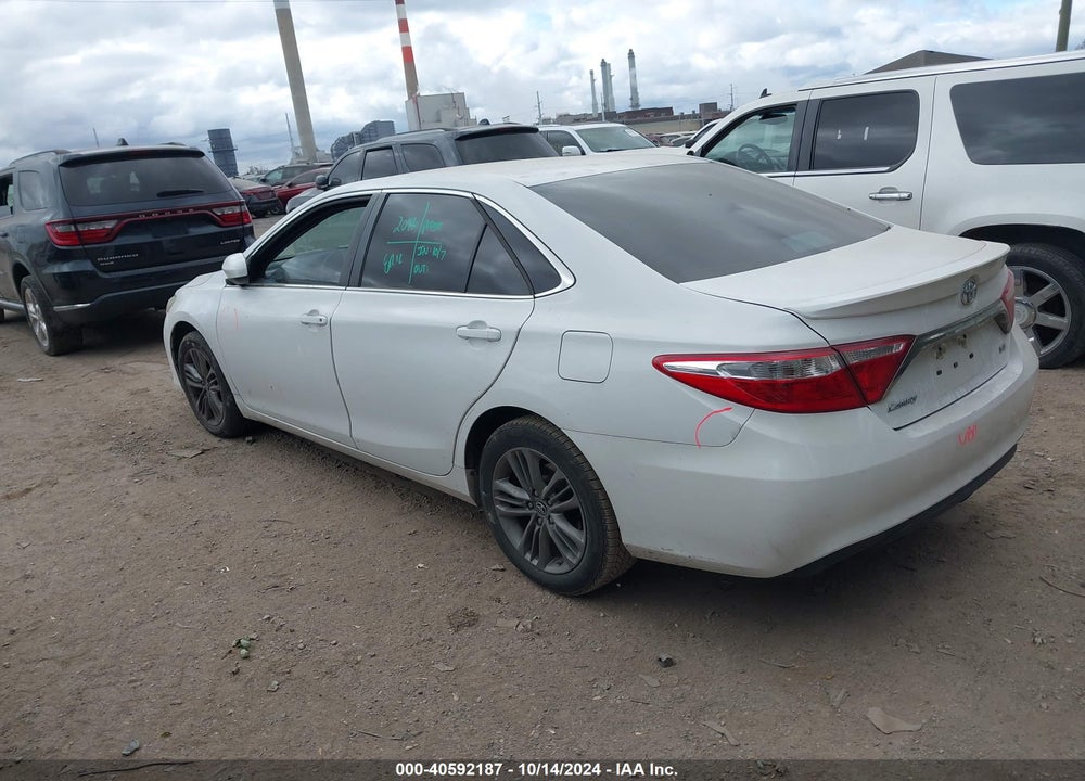 2015 TOYOTA CAMRY SE VIN: 4T1BF1FK9FU980184