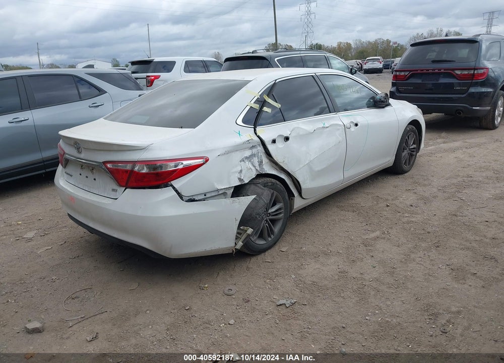 2015 TOYOTA CAMRY SE VIN: 4T1BF1FK9FU980184