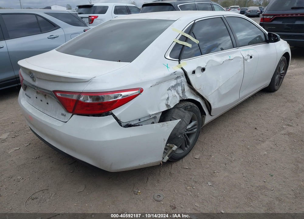 2015 TOYOTA CAMRY SE VIN: 4T1BF1FK9FU980184