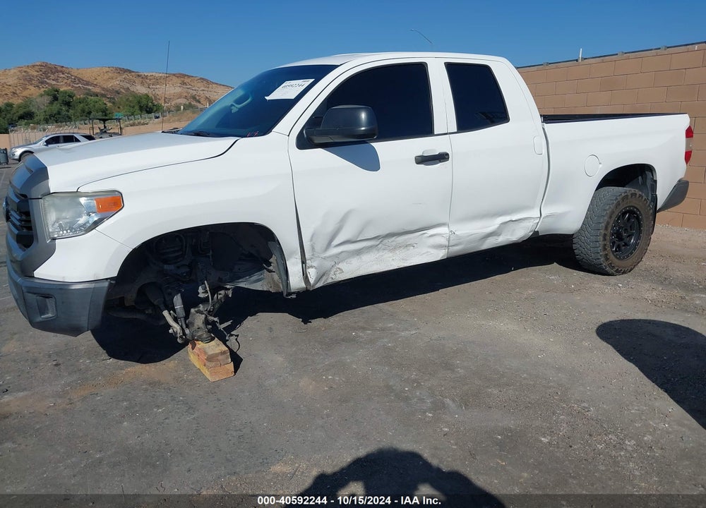 2017 TOYOTA TUNDRA SR 4.6L V8 VIN: 5TFRM5F17HX122155