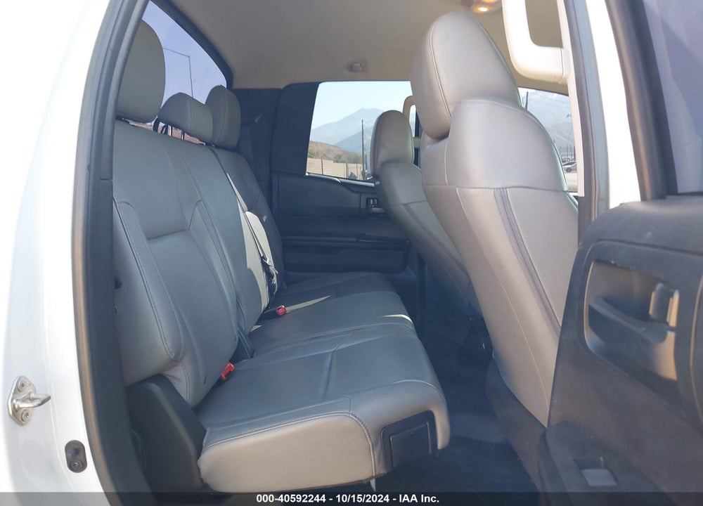 2017 TOYOTA TUNDRA SR 4.6L V8 VIN: 5TFRM5F17HX122155