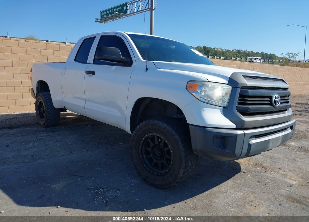 2017 TOYOTA TUNDRA SR 4.6L V8 VIN: 5TFRM5F17HX122155