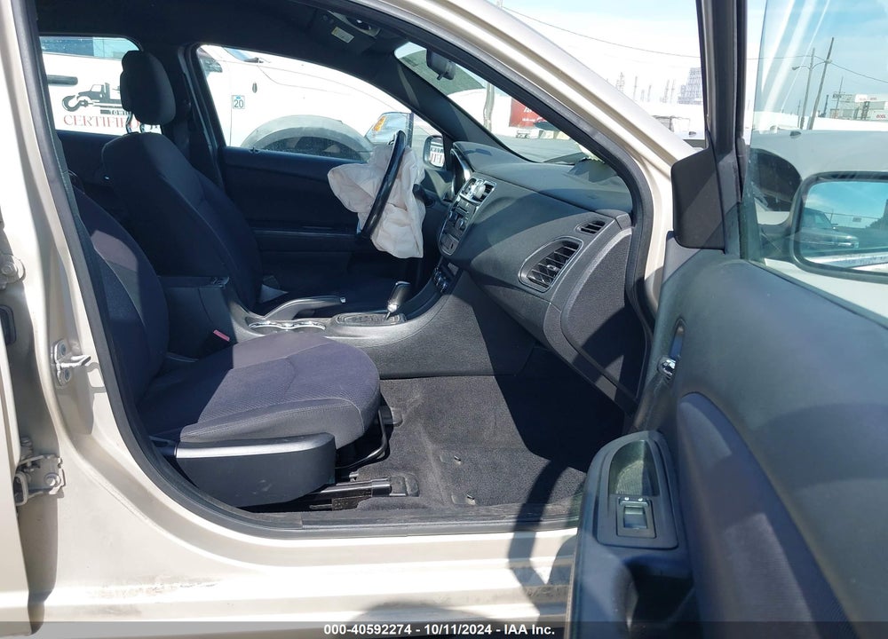 2014 CHRYSLER 200 TOURING VIN: 1C3CCBBG4EN114382