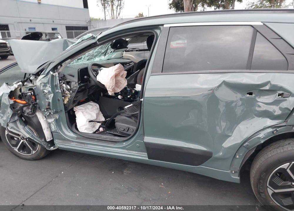 2023 KIA NIRO PLUG-IN HYBRID EX VIN: KNDCS3LF2P5063719