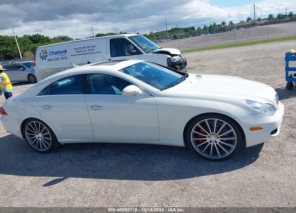 2007 MERCEDES-BENZ CLS 550 VIN: WDDDJ72X77A095183