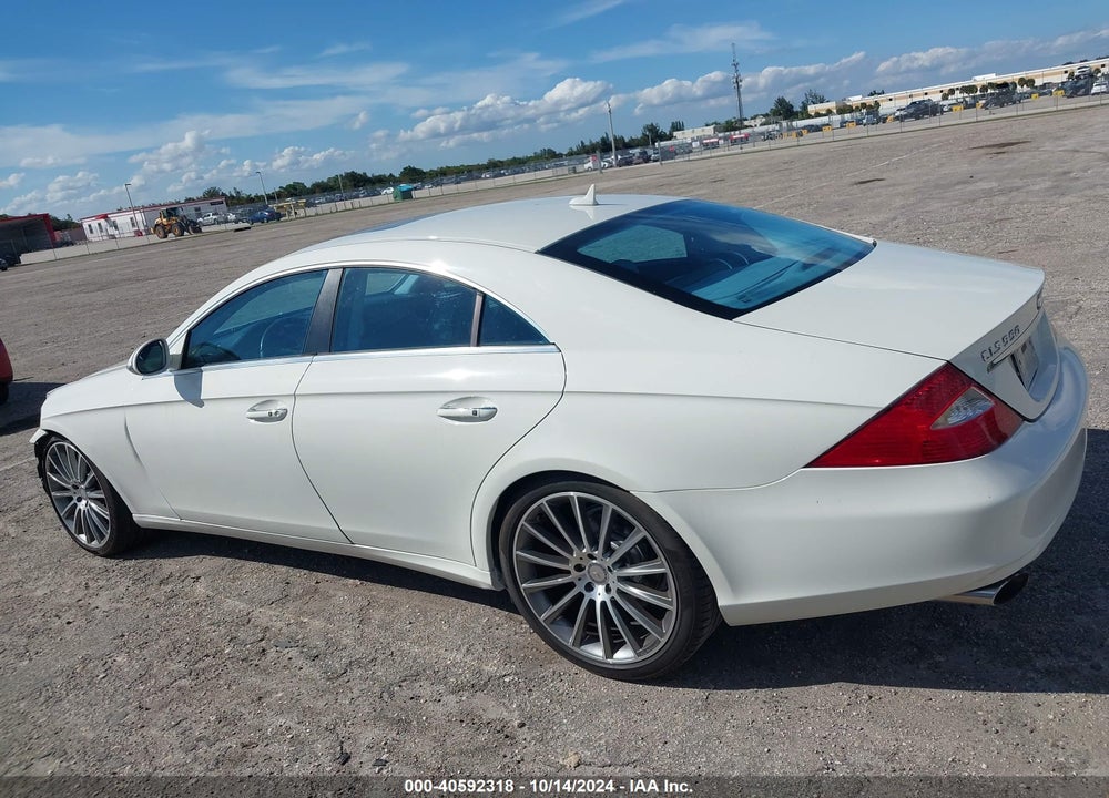 2007 MERCEDES-BENZ CLS 550 VIN: WDDDJ72X77A095183