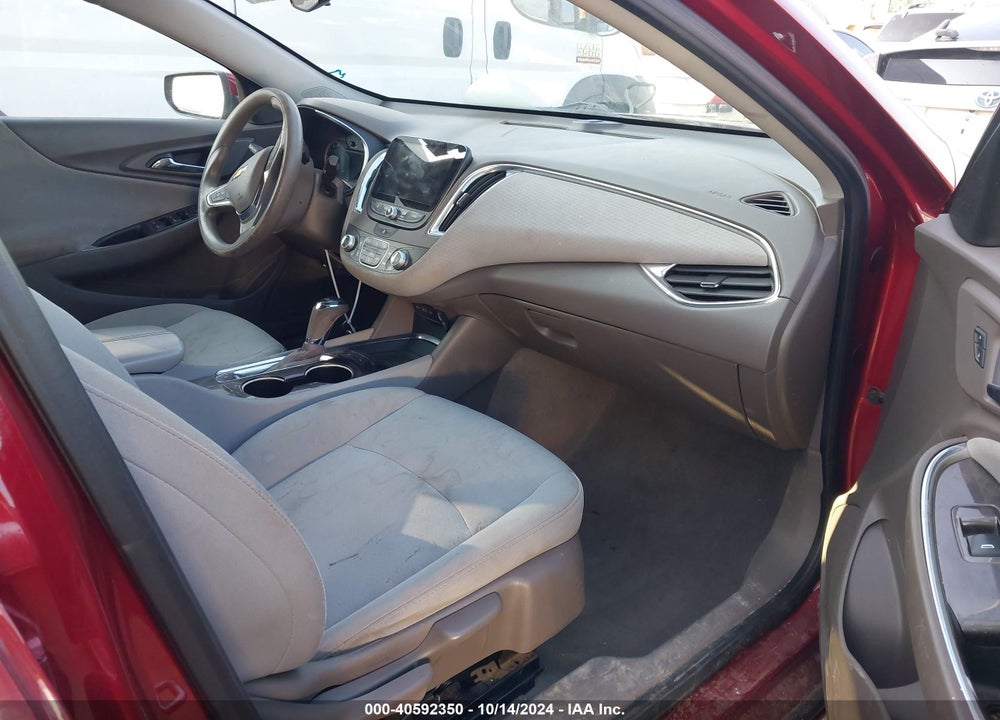 2019 CHEVROLET MALIBU LT VIN: 1G1ZD5ST9KF125989