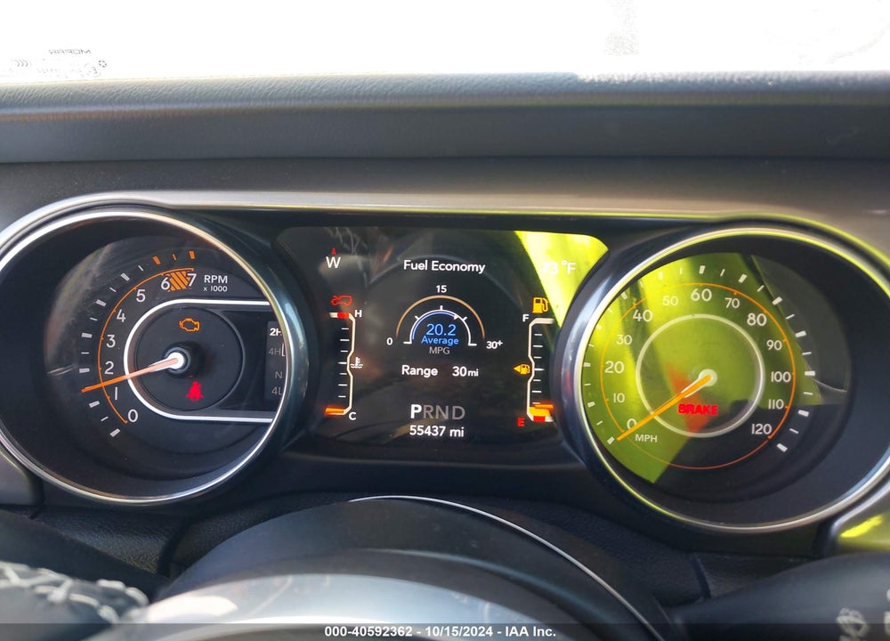 2019 JEEP WRANGLER UNLIMITED SAHARA 4X4 VIN: 1C4HJXENXKW596179