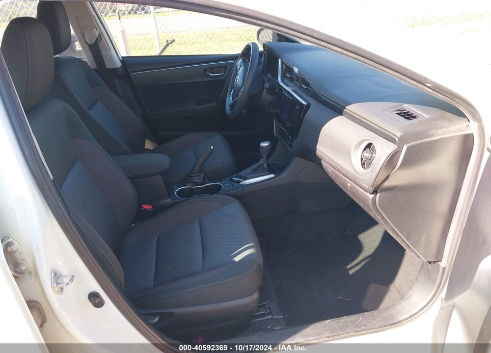 2017 TOYOTA COROLLA LE VIN: 2T1BURHE3HC900328