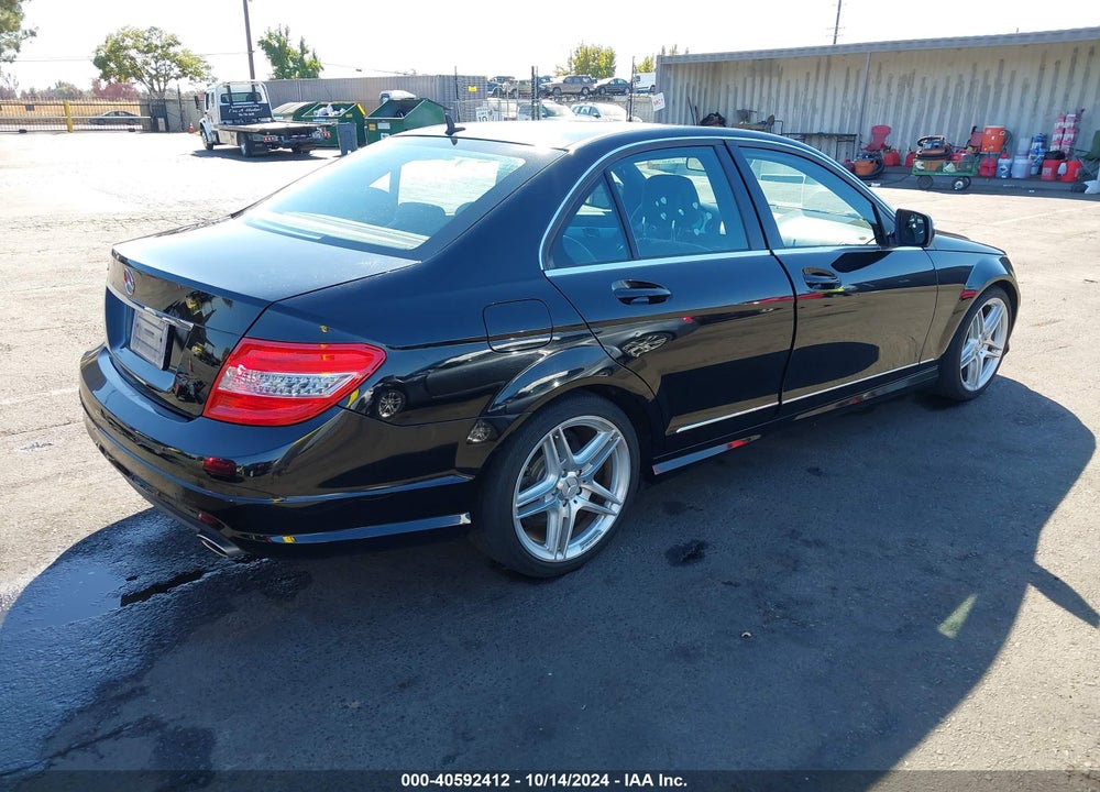 2008 MERCEDES-BENZ C 300 LUXURY/SPORT VIN: WDDGF54X18F104822