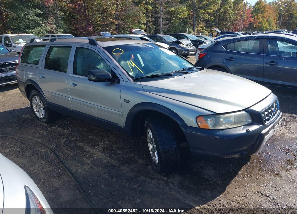 2005 VOLVO XC70 2.5T AWD VIN: YV1SZ592851180565