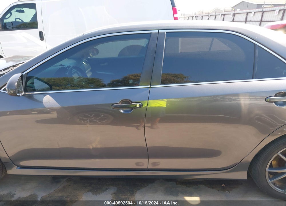 2013 TOYOTA CAMRY SE VIN: 4T1BF1FK3DU224217