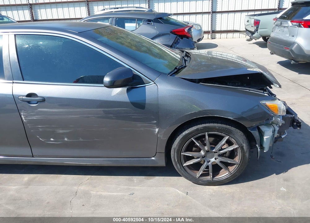 2013 TOYOTA CAMRY SE VIN: 4T1BF1FK3DU224217