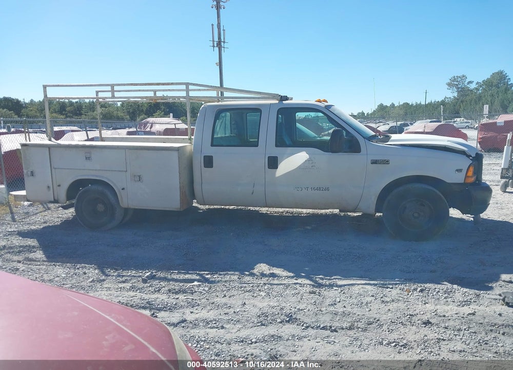 2004 FORD F-350 LARIAT/XL/XLT VIN: 1FTWW32S14ED17724