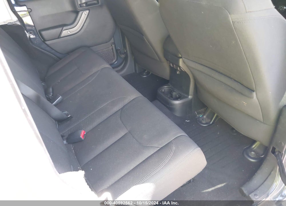 2017 ANGLER JEEP WR UNLIMITED SPORT 4X4 VIN: 1C4BJWDG6HL664023