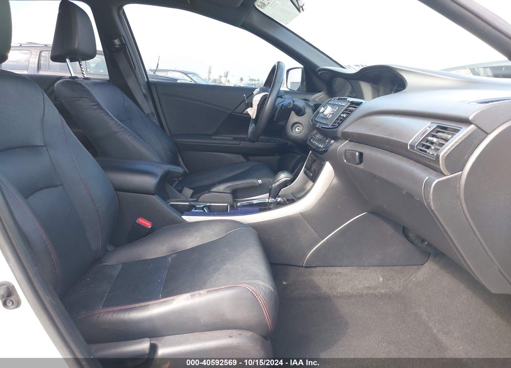 2017 HONDA ACCORD SPORT SE VIN: 1HGCR2F19HA271077