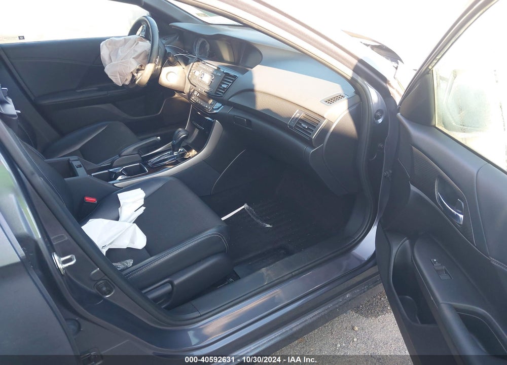 2017 HONDA ACCORD SPORT VIN: 1HGCR2F55HA159413