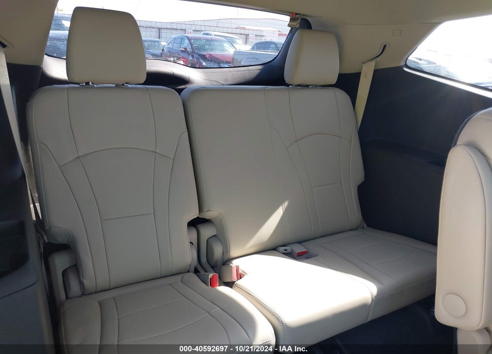 2018 BUICK ENCLAVE PREMIUM VIN: 5GAERCKW7JJ132961