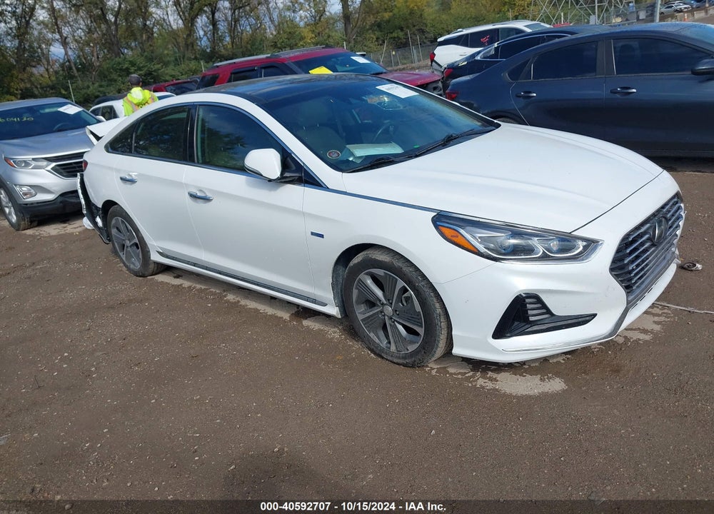 2019 HYUNDAI SONATA HYBRID LIMITED VIN: KMHE34L3XKA092592