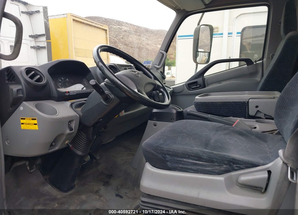2014 HINO 195 VIN: JHHRDM2H3EK001707