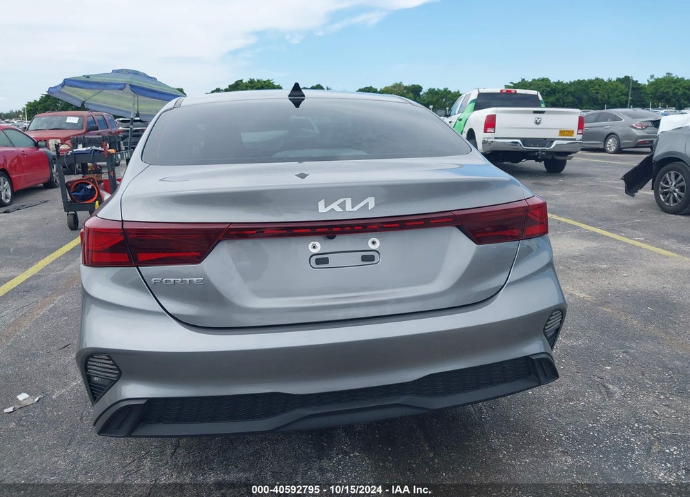 2023 KIA FORTE LXS VIN: 3KPF24AD5PE568100