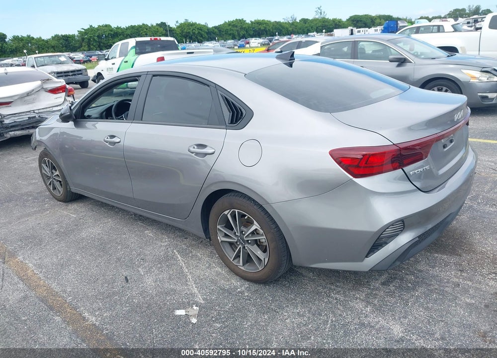 2023 KIA FORTE LXS VIN: 3KPF24AD5PE568100