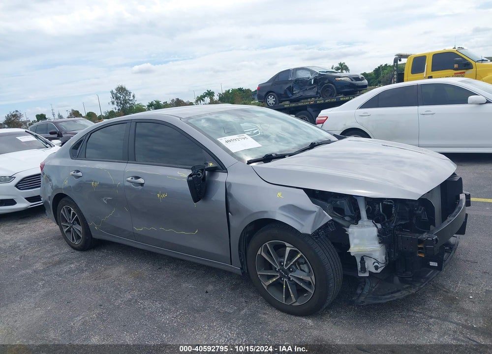 2023 KIA FORTE LXS VIN: 3KPF24AD5PE568100