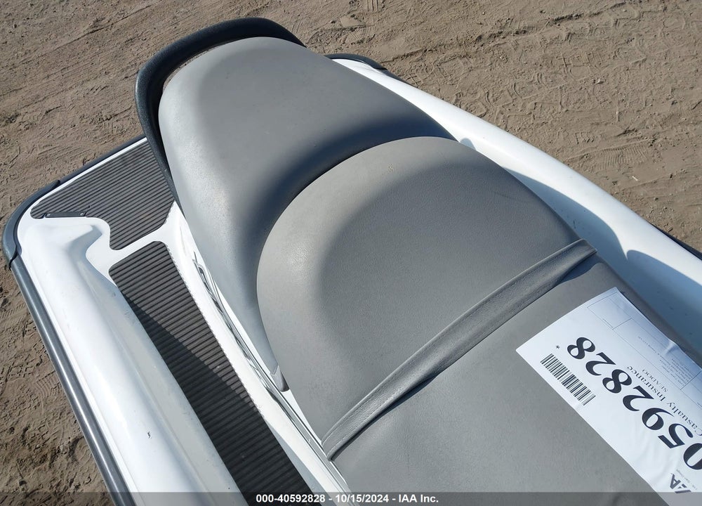 2010 SEADOO --- VIN: KAW21638B010