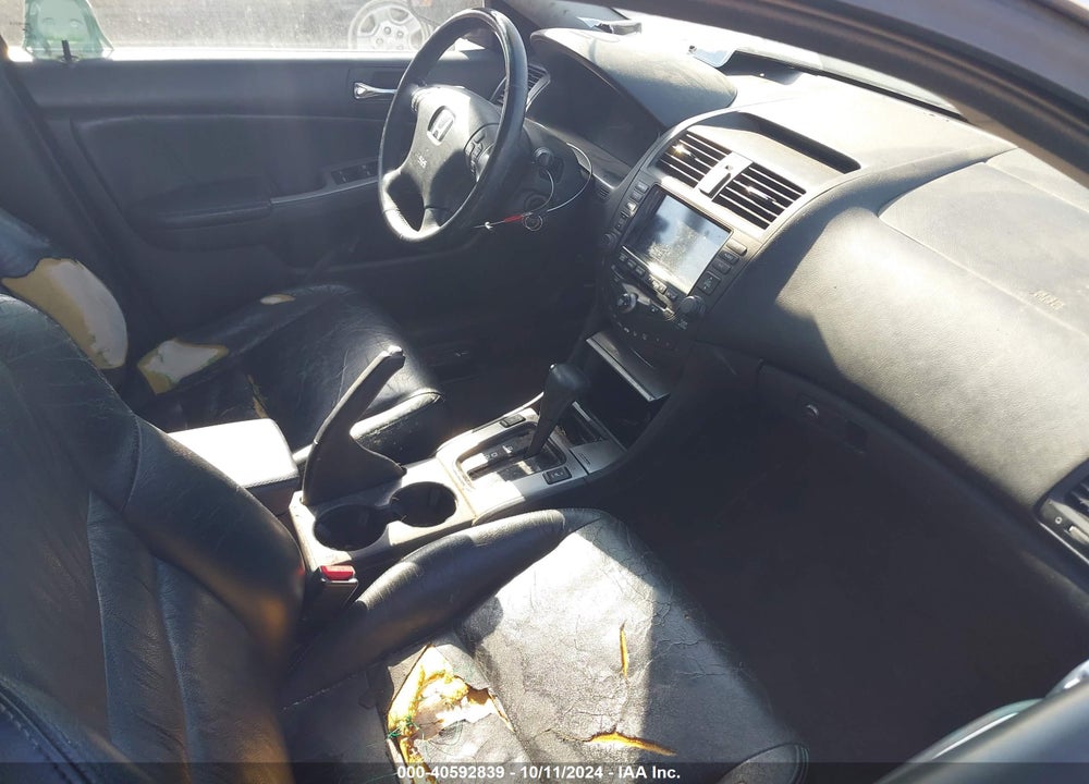 2005 HONDA ACCORD 3.0 EX VIN: 1HGCM66825A005253
