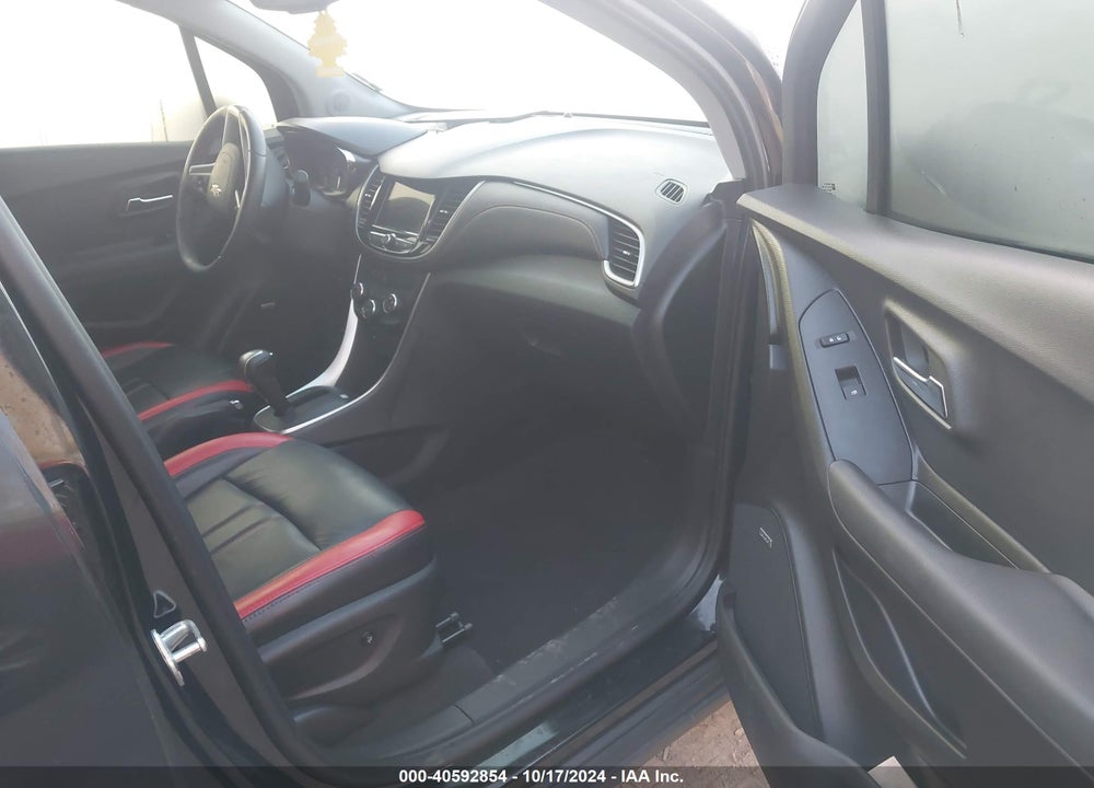 2019 CHEVROLET TRAX LT VIN: 3GNCJLSB8KL304457