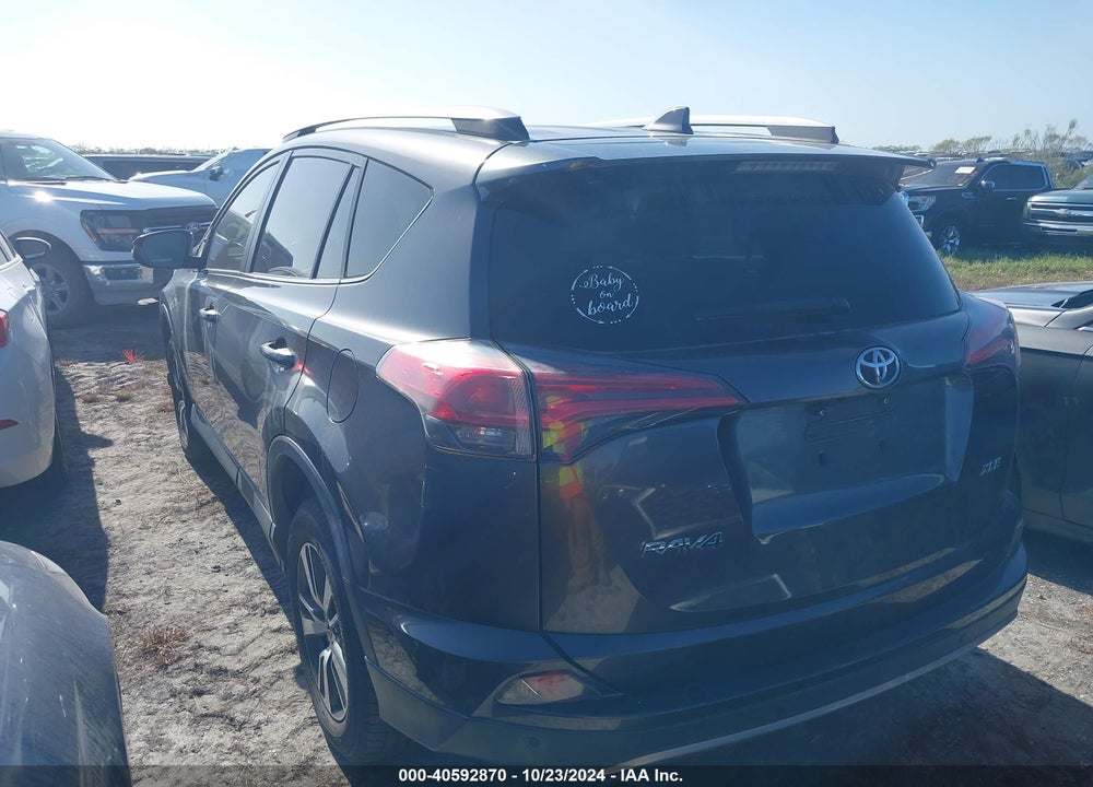 2017 TOYOTA RAV4 XLE VIN: JTMWFREV0HJ721569