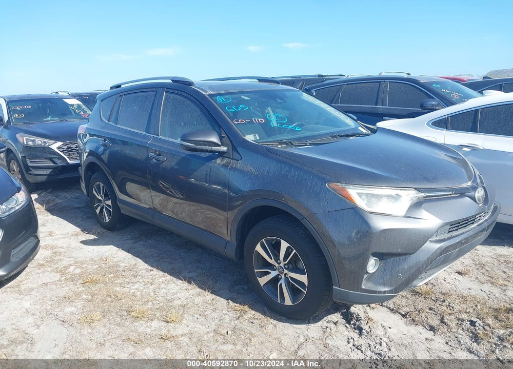 2017 TOYOTA RAV4 XLE VIN: JTMWFREV0HJ721569