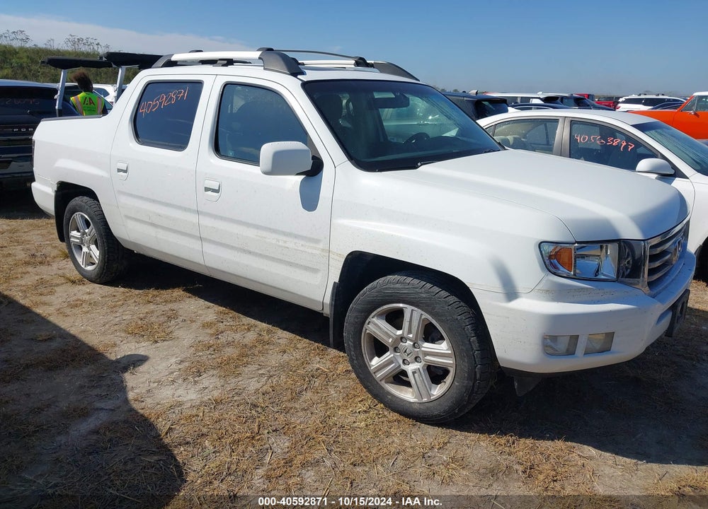 2012 HONDA RIDGELINE RTL VIN: 5FPYK1F58CB460574