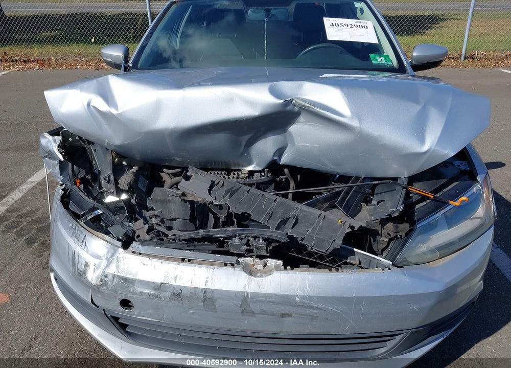 2014 VOLKSWAGEN JETTA 1.8T SE VIN: 3VWB17AJ8EM313529