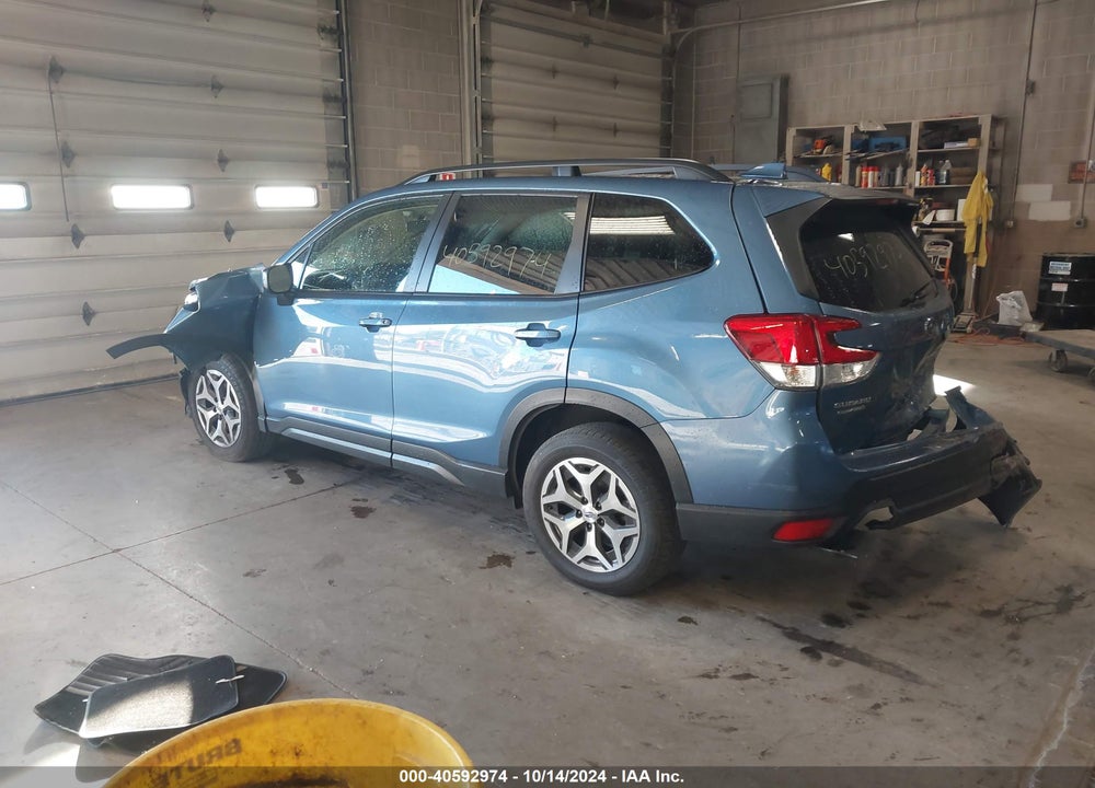 2021 SUBARU FORESTER PREMIUM VIN: JF2SKAJC6MH474609
