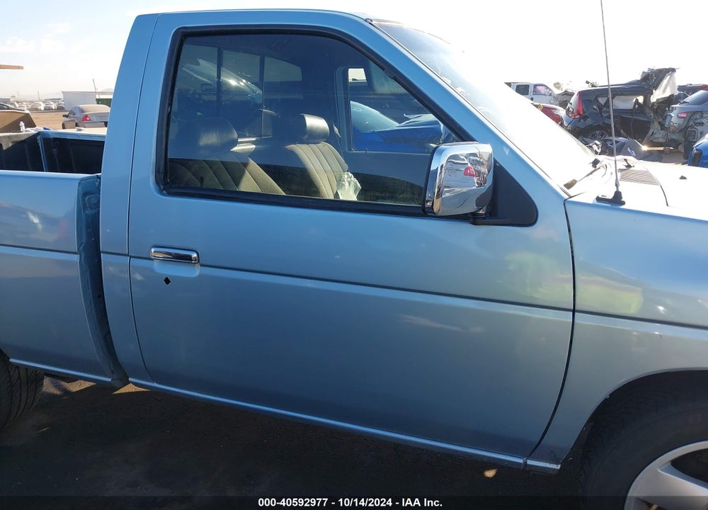 1992 NISSAN TRUCK SHORT WHEELBASE VIN: 1N6SD11S5NC350536