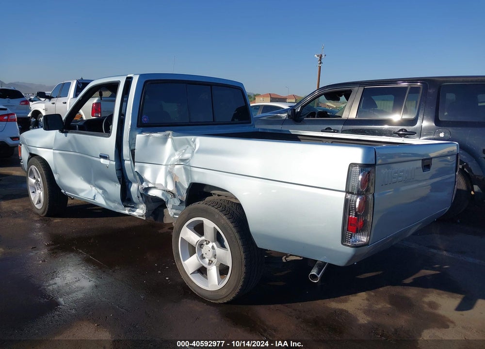 1992 NISSAN TRUCK SHORT WHEELBASE VIN: 1N6SD11S5NC350536
