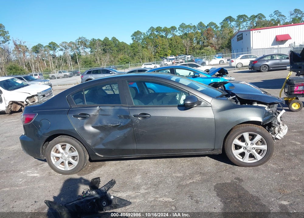 2011 MAZDA 3 I TOURING VIN: JM1BL1VF2B1373279