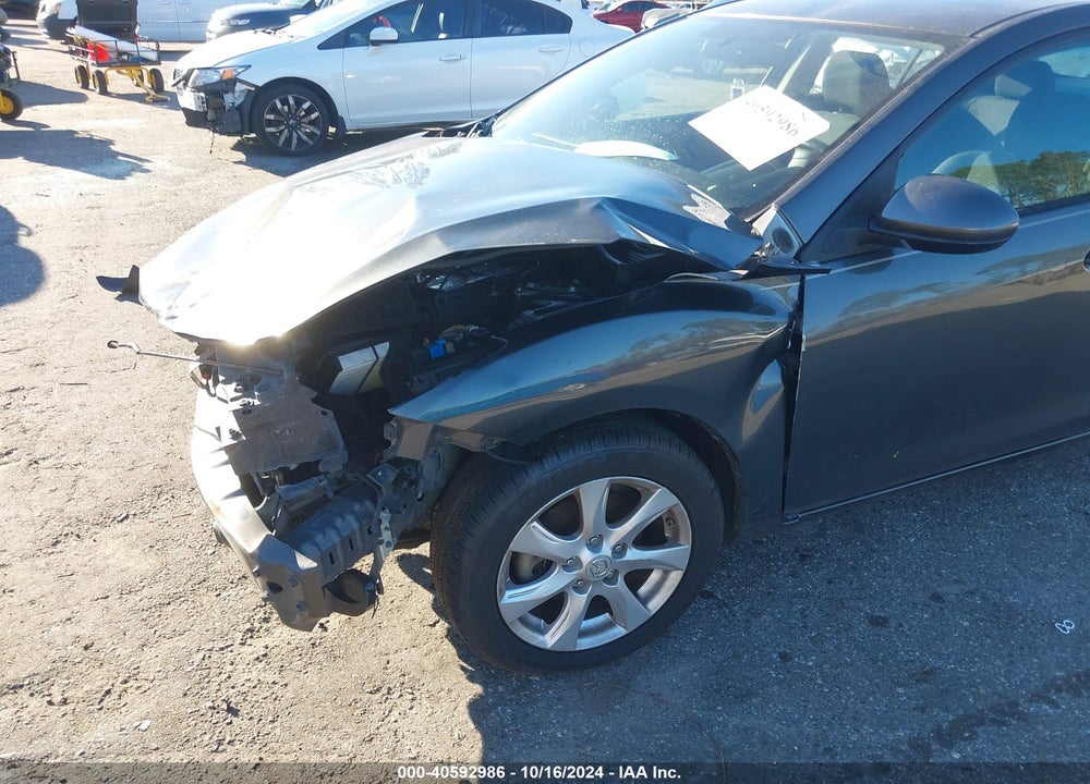 2011 MAZDA 3 I TOURING VIN: JM1BL1VF2B1373279