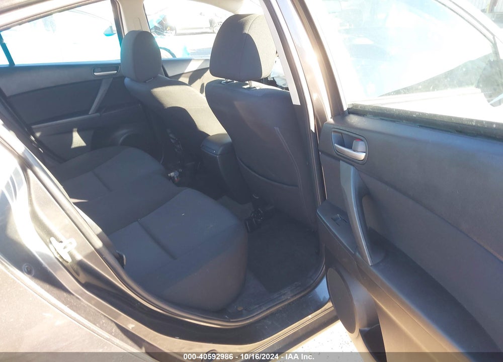2011 MAZDA 3 I TOURING VIN: JM1BL1VF2B1373279