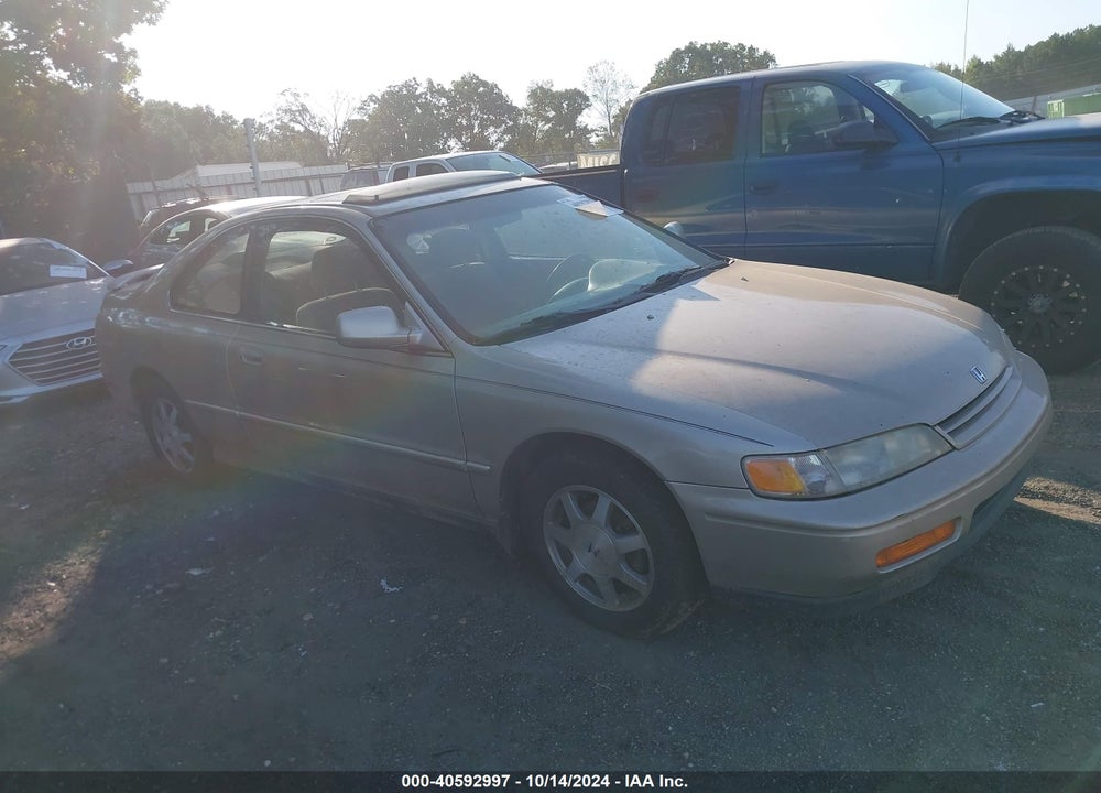 1995 HONDA ACCORD EX VIN: 1HGCD7250SA015082
