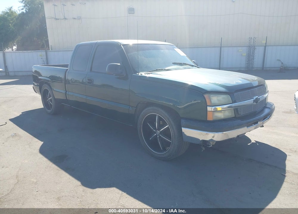 2004 CHEVROLET SILVERADO 1500 LS VIN: 2GCEC19T341186305