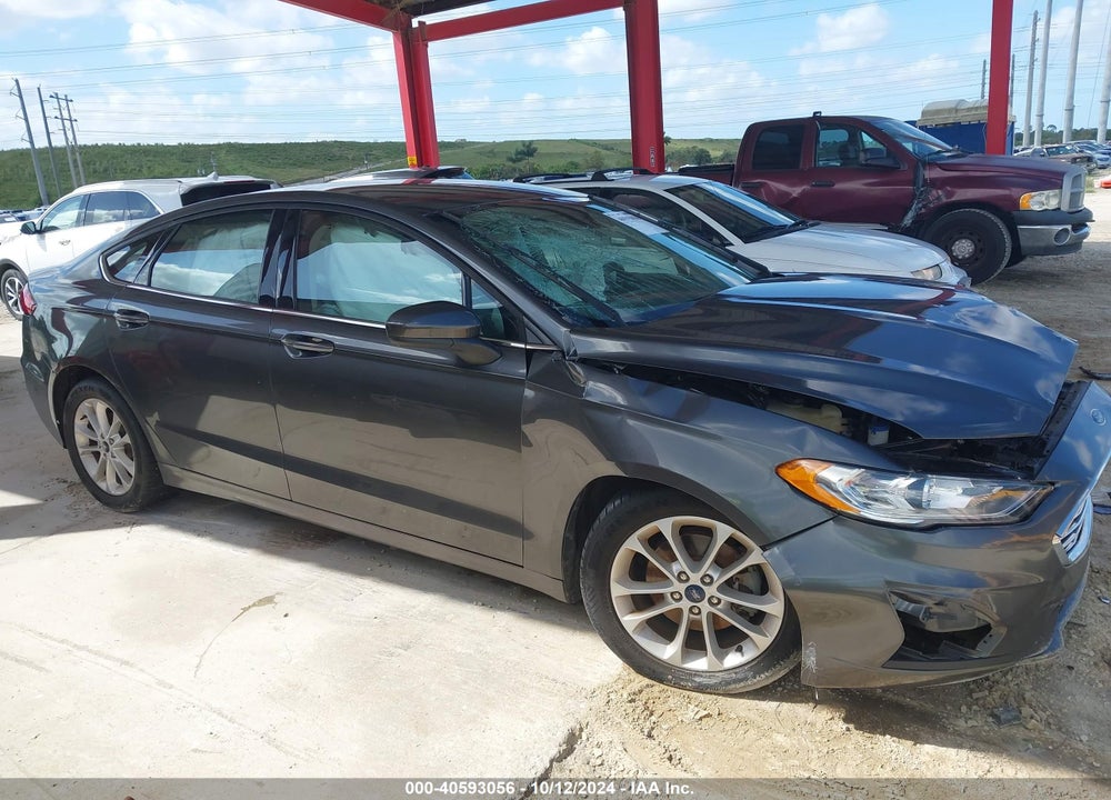 2019 FORD FUSION SE VIN: 3FA6P0HD2KR162167